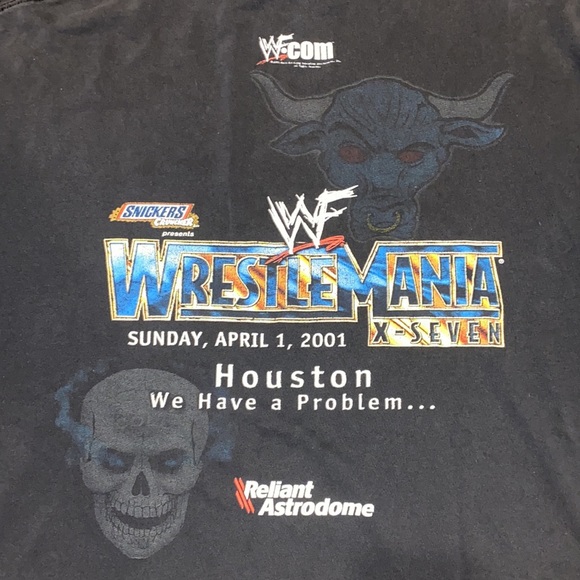 WWF Shirt - Picture 4 of 7